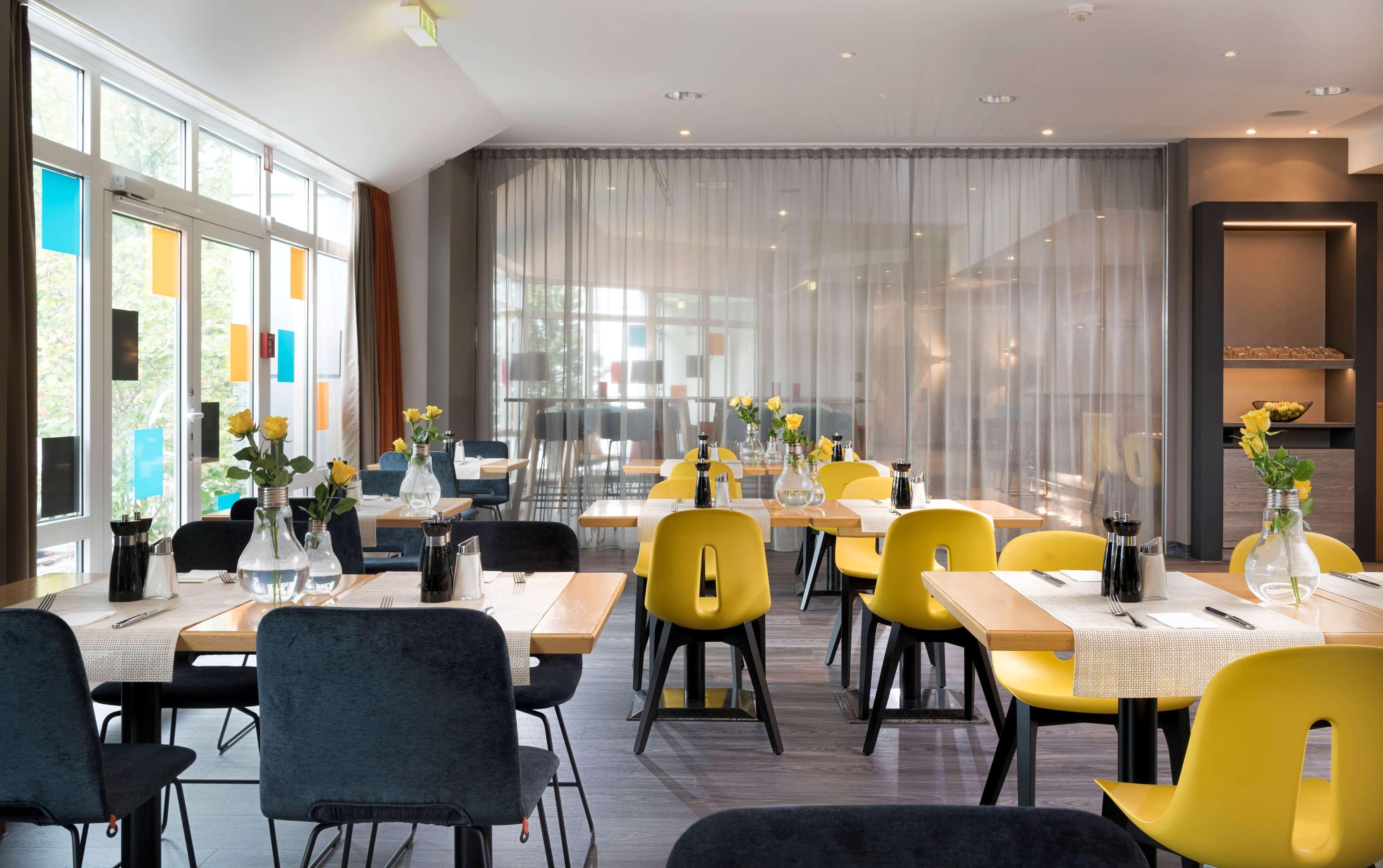 Ramada By Wyndham Hannover Messe Laatzen Dış mekan fotoğraf
